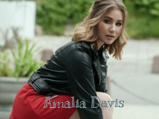 Amalia_Davis