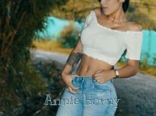 Annie_Horny