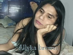 Allyka_browm