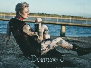 Domme_J