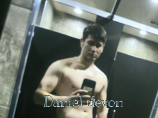 Daniel_devon