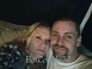 HotCouple32
