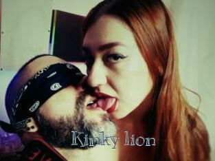 Kinky_lion