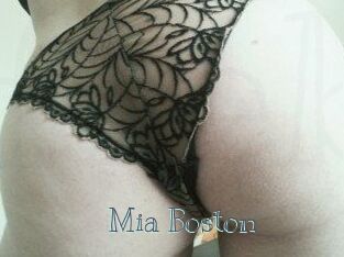 Mia_Boston