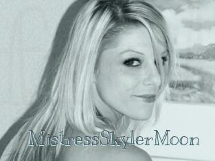 MistressSkylerMoon
