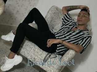 Ricardo_hoot