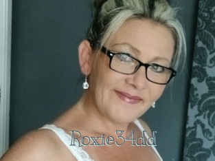 Roxie34dd