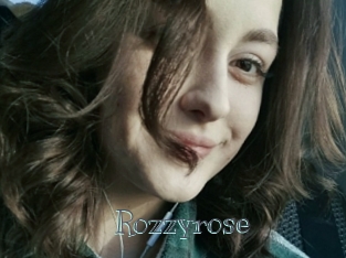 Rozzyrose