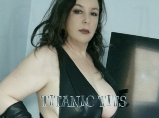 TITANIC_TITS