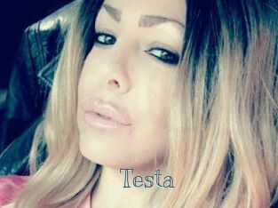 Testa