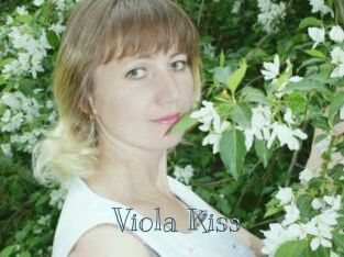 Viola_Kiss_